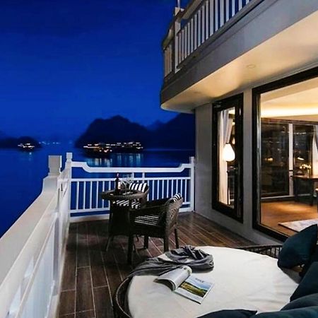 Lotus Elegance Cruise Hotel Hạ Long Ngoại thất bức ảnh