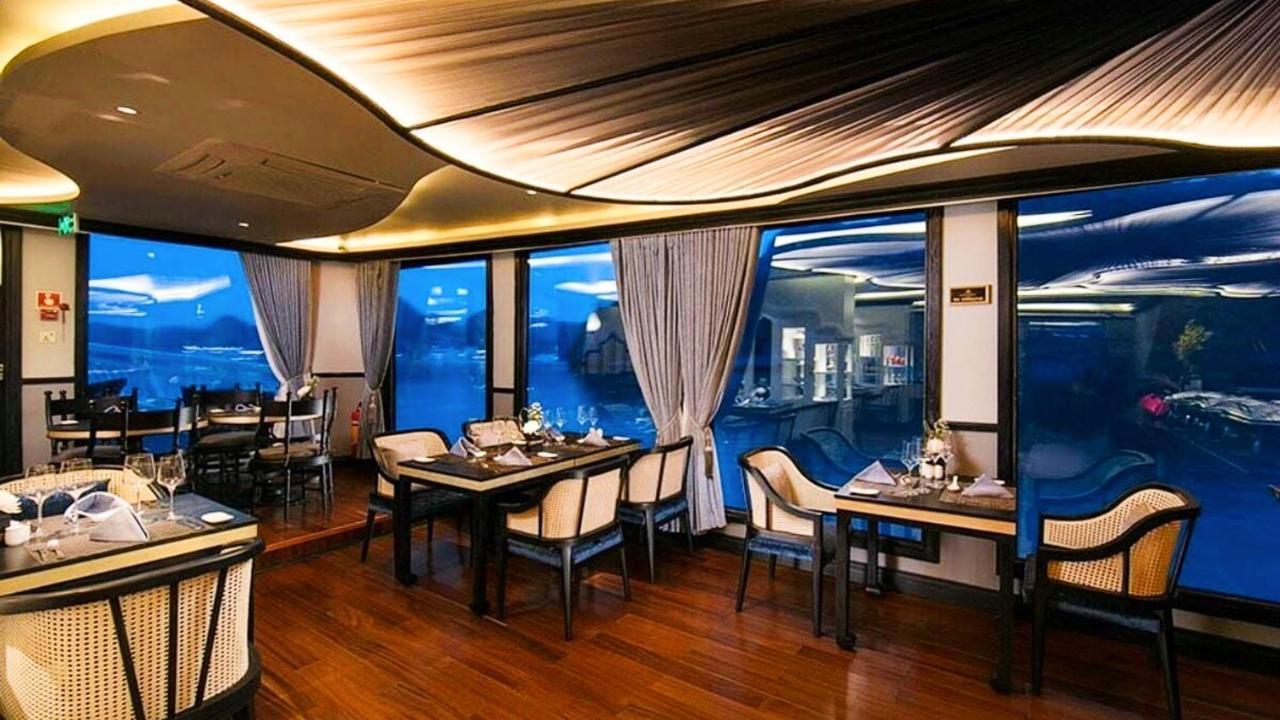 Lotus Elegance Cruise Hotel Hạ Long Ngoại thất bức ảnh