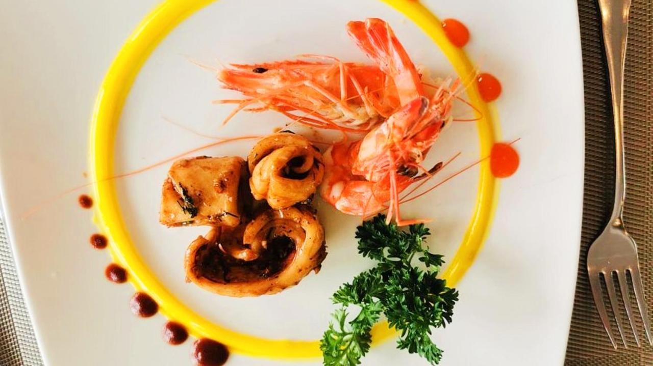 Lotus Elegance Cruise Hotel Hạ Long Ngoại thất bức ảnh