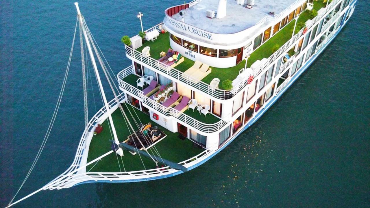 Lotus Elegance Cruise Hotel Hạ Long Ngoại thất bức ảnh