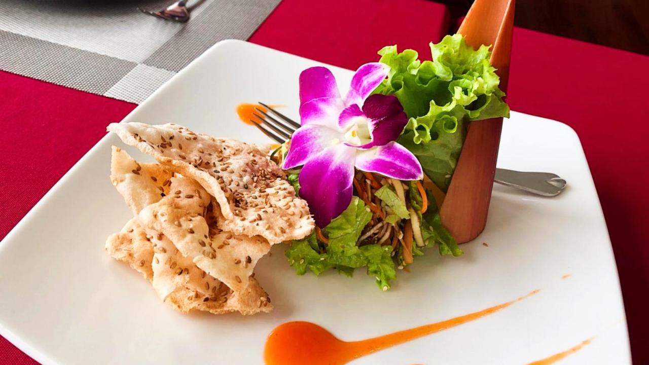 Lotus Elegance Cruise Hotel Hạ Long Ngoại thất bức ảnh