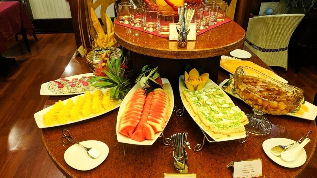 Lotus Elegance Cruise Hotel Hạ Long Ngoại thất bức ảnh