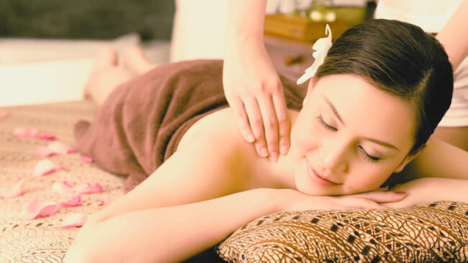 Lotus Elegance Cruise Hotel Hạ Long Ngoại thất bức ảnh