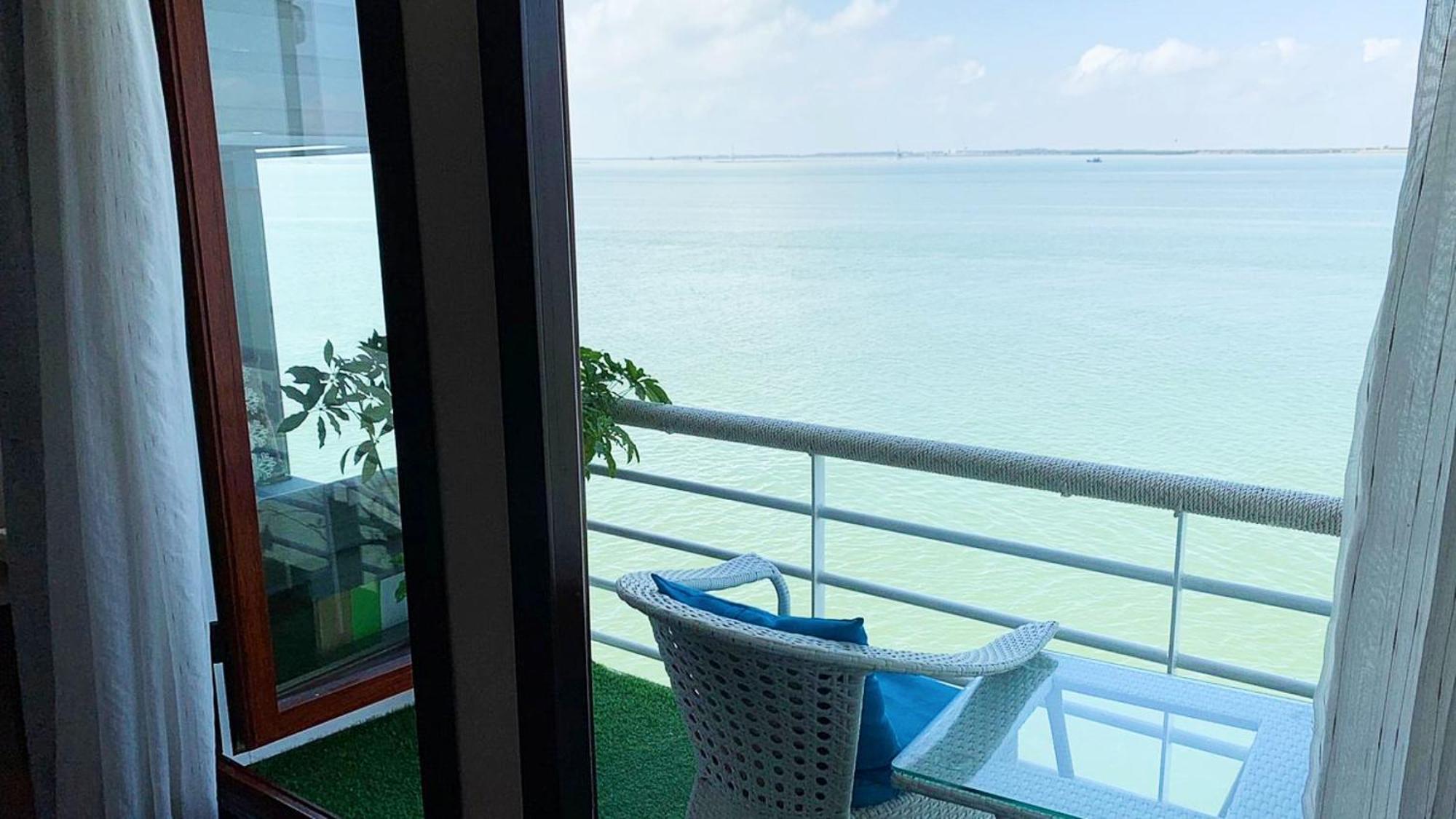 Lotus Elegance Cruise Hotel Hạ Long Ngoại thất bức ảnh